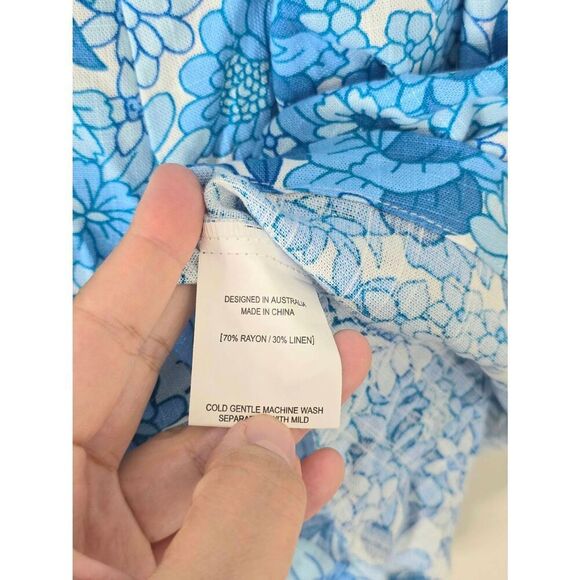 Petal & Pup LeLe Halter Romper Size XS Blue Floral Rayon Linen Blend NEW - Picture 8 of 8